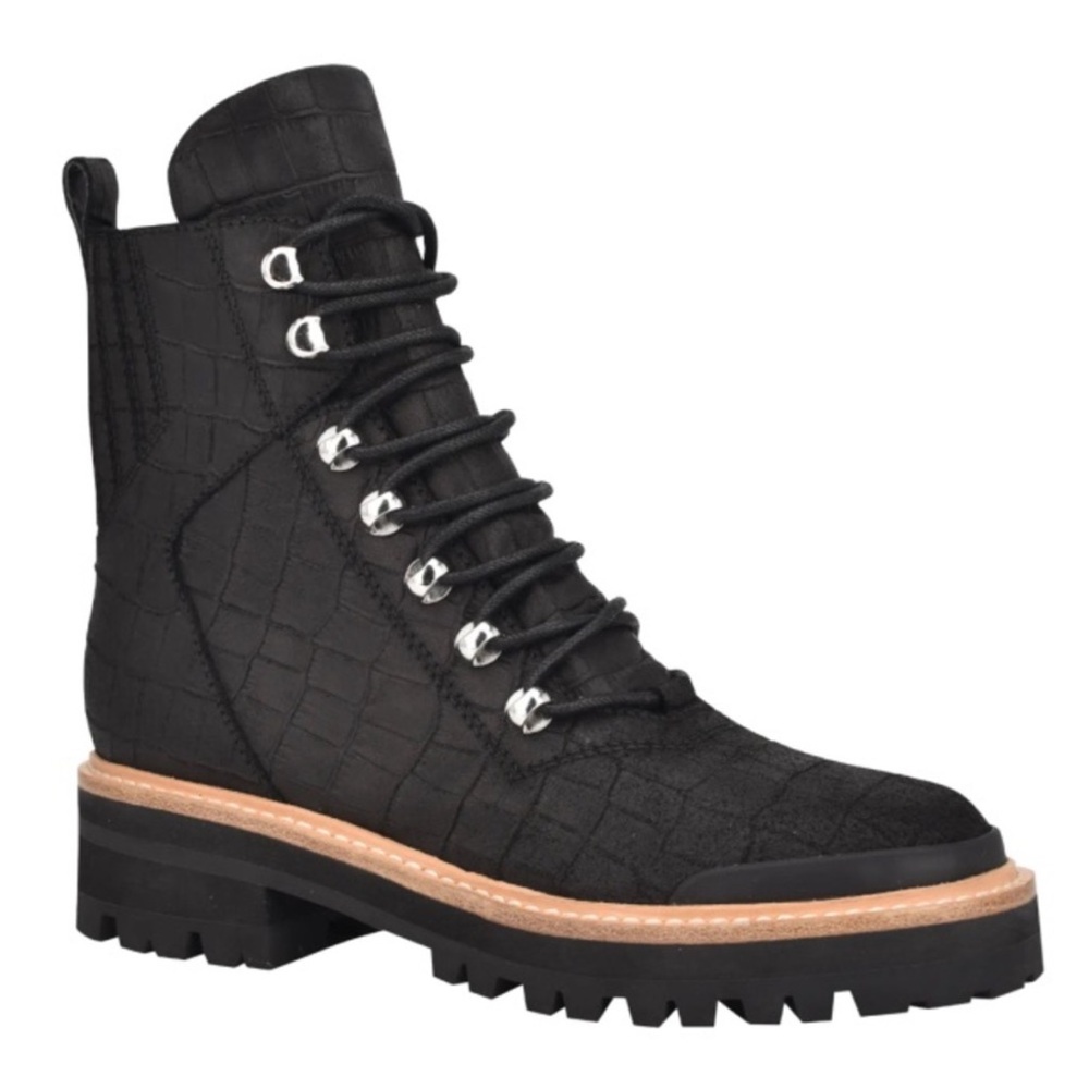 NWOT Marc Fisher Izzie 2 Lace Up Lug Sole Shoes Black Size 8